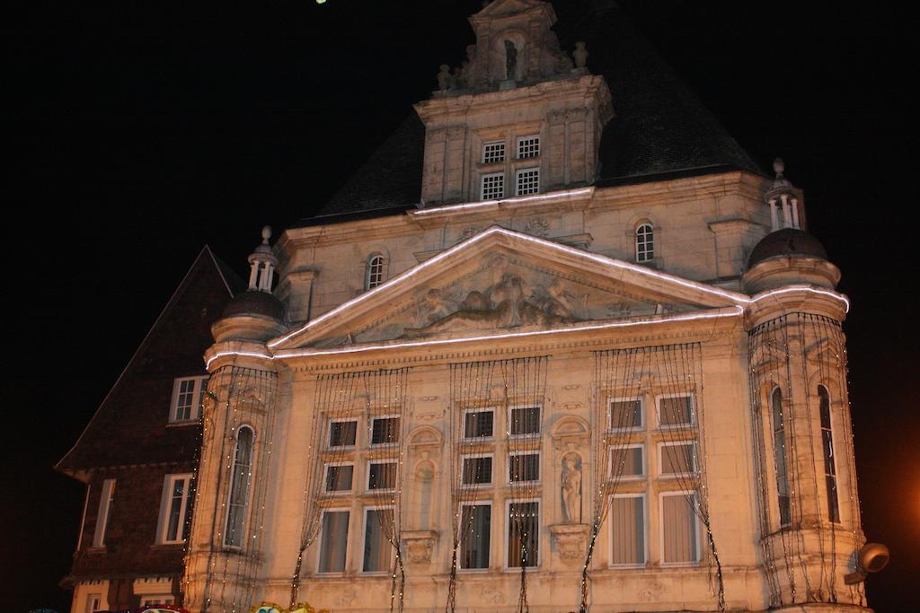 Chambres D'Hotes Noir Lion Péronne Exterior foto